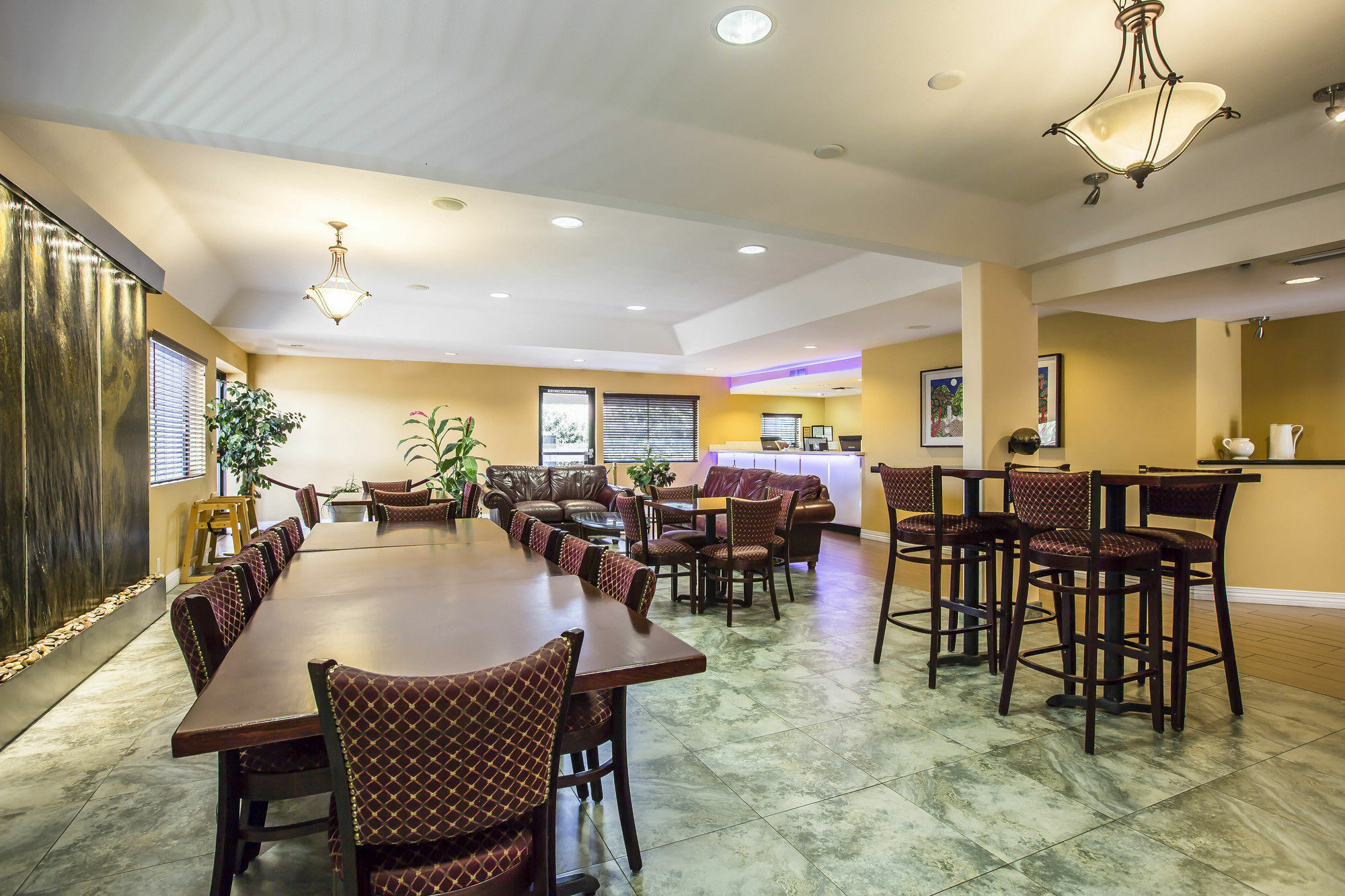 Days Inn By Wyndham בליית' מראה חיצוני תמונה